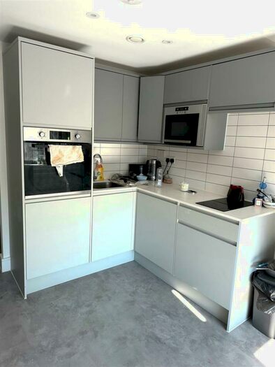 Studio To Rent In Fyfield Road, Enfield, EN1