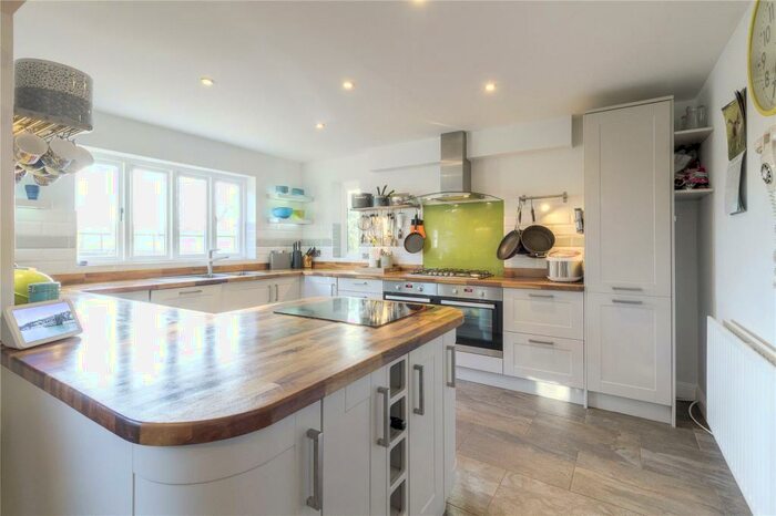 5 Bedroom Detached House To Rent In Manor Farm Close, Walgrave, Northamptonshire, NN6
