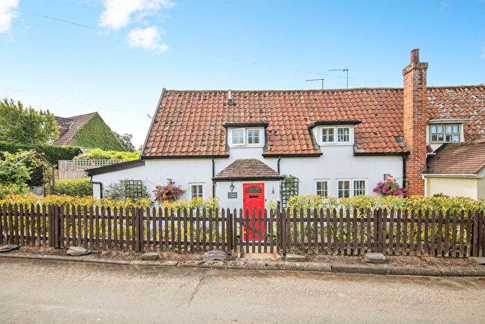 3 Bedroom Semi Detached House For Sale In Church Road, Little Glemham, Woodbridge, IP13