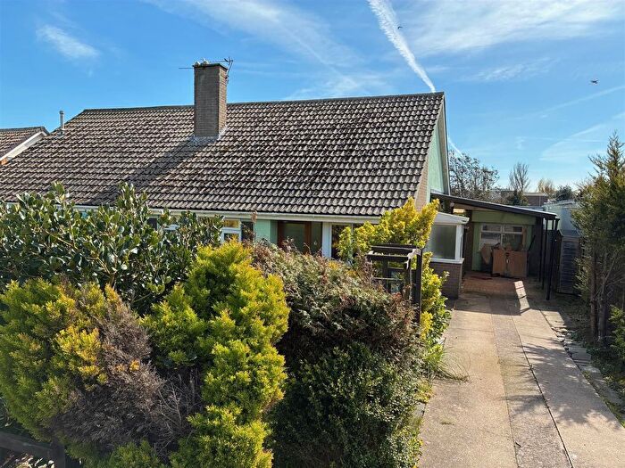 2 Bedroom Semi-Detached Bungalow For Sale In Steart Avenue, Burnham-On-Sea, TA8