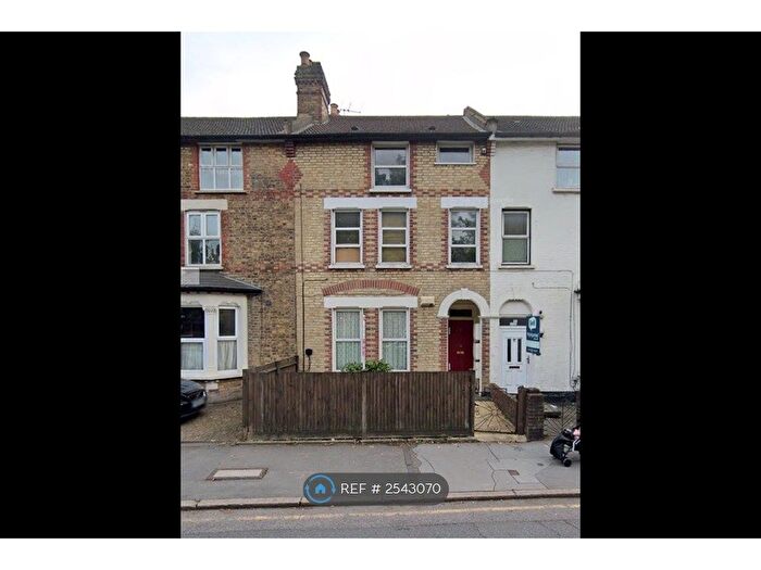 1 Bedroom Flat To Rent In Croham Road, South Croydon, CR2