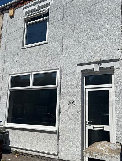 2 Bedroom Property To Rent In Columbia Road, Grimsby, DN32