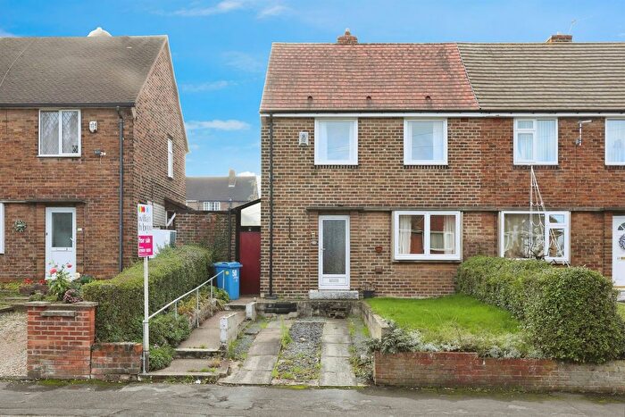2 Bedroom Semi Detached House For Sale In Kingston Road, Worksop, S80