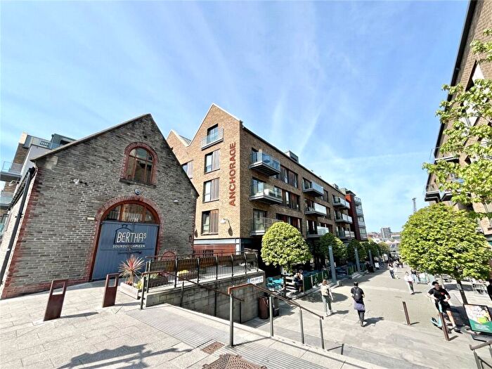 2 Bedroom Apartment To Rent In Wapping Wharf, Anchorage, BS1