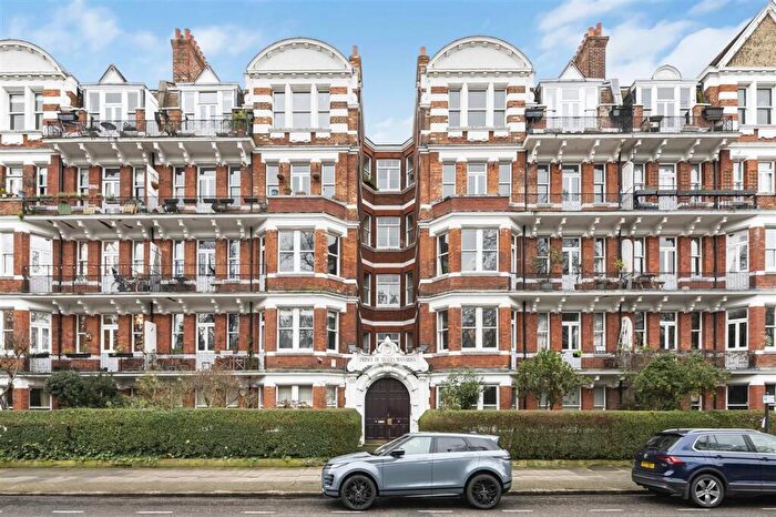 1 Bedroom Flat For Sale In Prince Of Wales Mansions, Prince Of Wales Drive, SW11