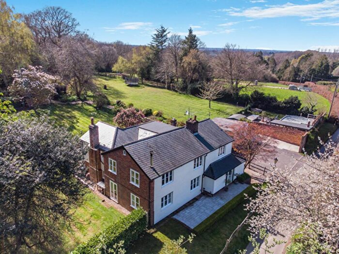 5 Bedroom Equestrian Facility For Sale In Grove Road, Selling, Faversham, Kent, ME13