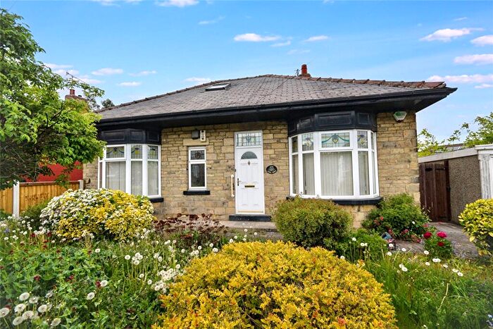 3 Bedroom Bungalow To Rent In Tong Road, Leeds, West Yorkshire, LS12