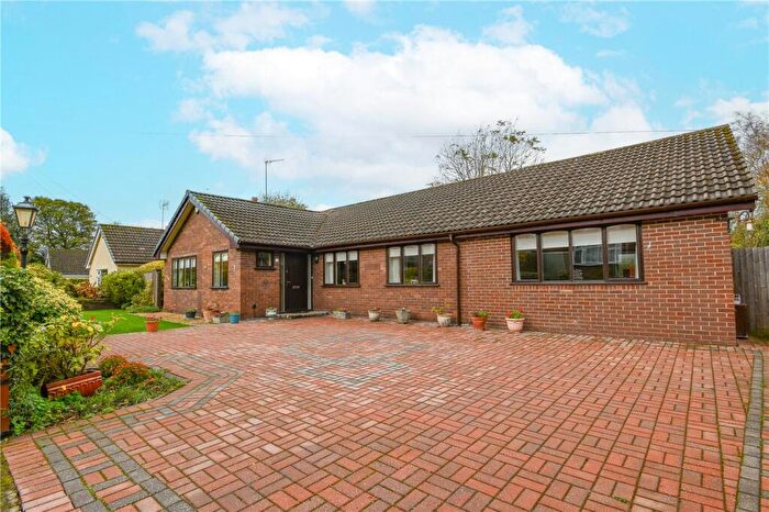 3 Bedroom Bungalow For Sale In Pine Way, Heswall, Wirral, CH60