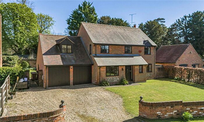 4 Bedroom Detached House For Sale In Aston Gardens, Aston Rowant, Watlington, Oxfordshire, OX49