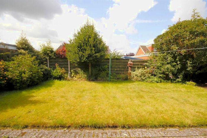 3 Bedroom Detached Bungalow For Sale In Greenside, Dunnington, York, YO19