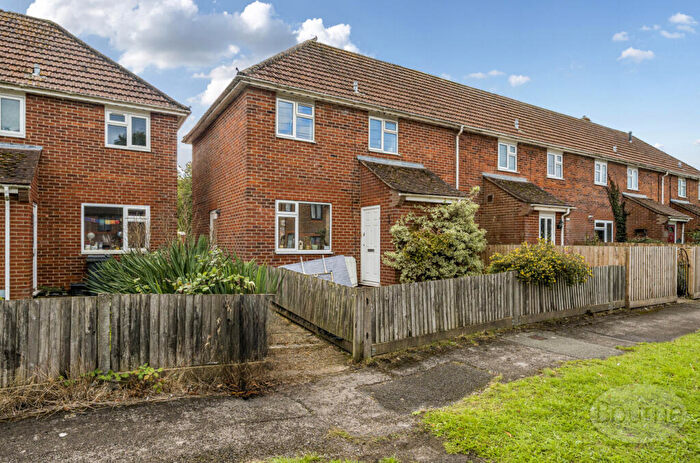 3 Bedroom End Of Terrace House For Sale In Spitalhatch, Alton, Hampshire, GU34