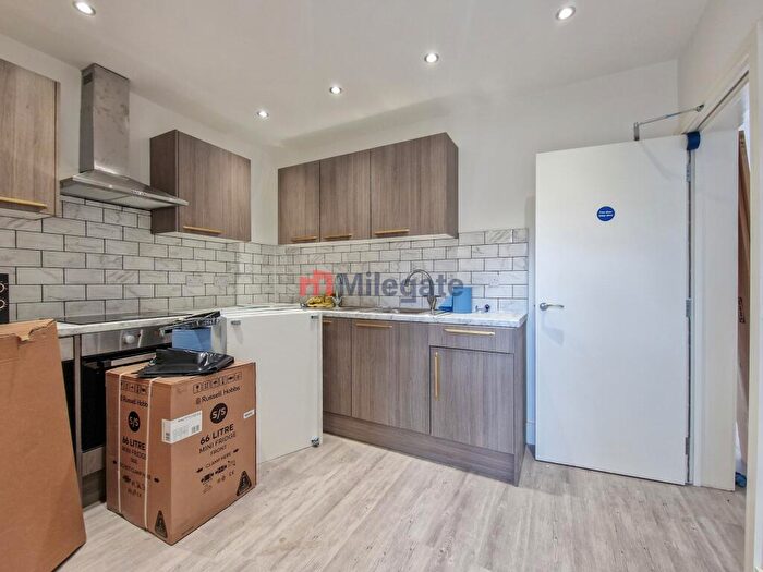 Studio To Rent In Cumberland Avenue, Southend-On-Sea, SS2