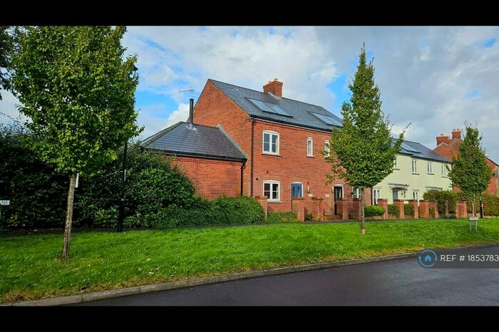 3 Bedroom End Of Terrace House To Rent In Mampitts Lane, Shaftesbury, SP7