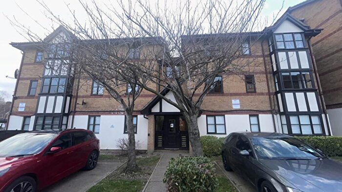 1 Bedroom Flat For Sale In Somerset Gardens, Creighton Road, London, Greater London, N17