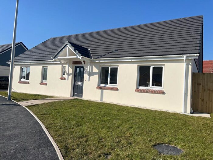 3 Bedroom Bungalow For Sale In Beaconing Fields, Steynton, Milford Haven, SA73