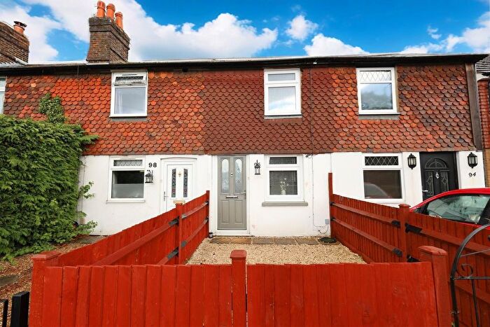 1 Bedroom Terraced House To Rent In London Road, Dunton Green, Sevenoaks, Kent, TN13