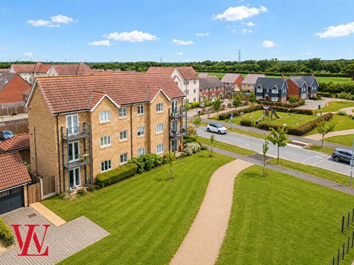 2 Bedroom Apartment For Sale In Newland Avenue, Bishop's Stortford, Hertfordshire, CM23