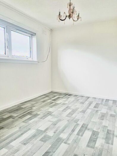 2 Bedroom Flat To Rent In Minnoch Road, Ayr, KA6