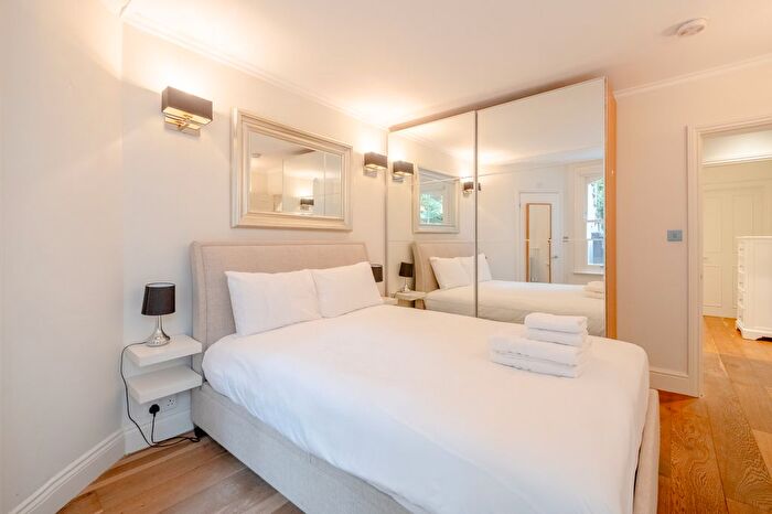 2 Bedroom Flat To Rent In Cromwell Road, London . All Bills Included. (Lndn-C), SW5