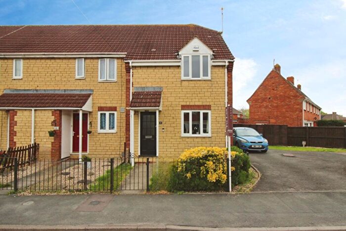 3 Bedroom End Of Terrace House To Rent In Ermin Street, Swindon, SN3