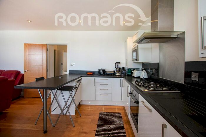 2 Bedroom Flat To Rent In Chertsey Road, Redland, Bristol, BS6