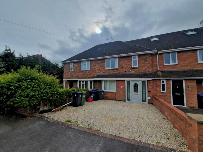 3 Bedroom Terraced House To Rent In Edmondscote Road, Leamington Spa, CV32