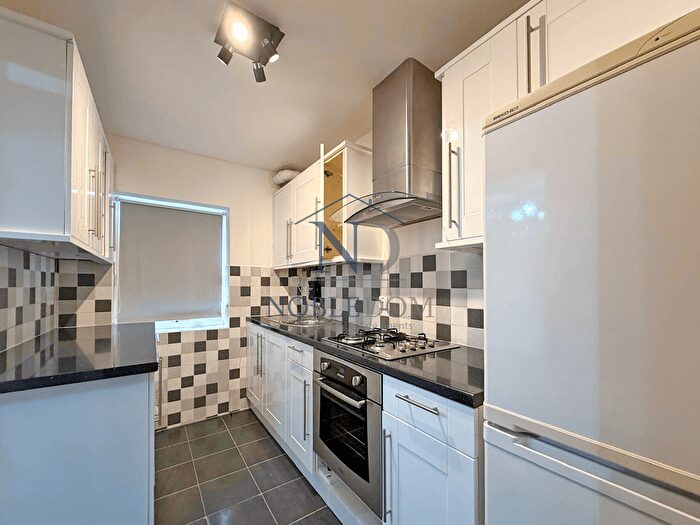1 Bedroom Flat To Rent In Hatton Grove, West Drayton, UB7