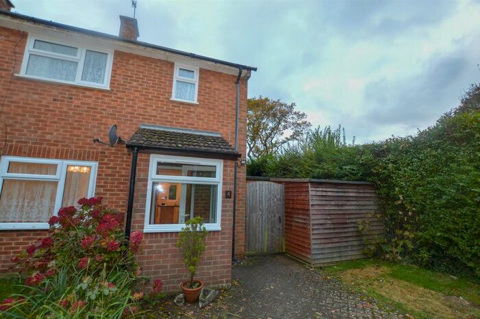 2 Bedroom Semi-Detached House To Rent In Buckholt Lane, Bexhill-On-Sea TN39