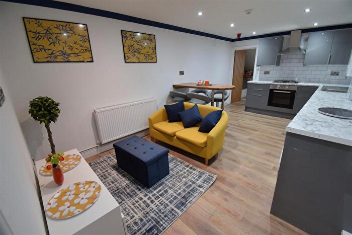 2 Bedroom Flat To Rent In Crwys Road, Cathays, CF24