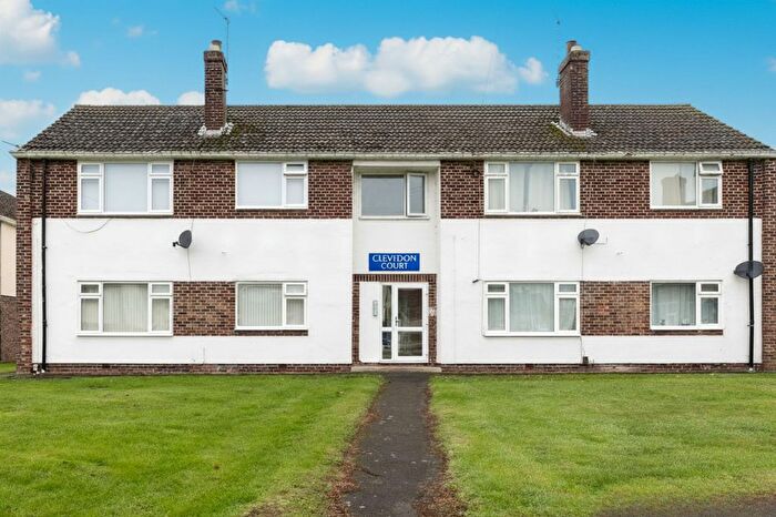 2 Bedroom Flat For Sale In Clevedon Court, Kidlington, OX5