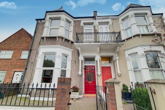 3 Bedroom Semi-Detached House To Rent In London Road, Mitcham Junction, Mitcham CR4