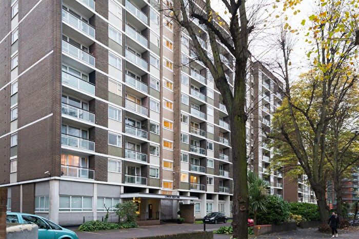 1 Bedroom Flat For Sale In Lords View, St John's Wood, NW8