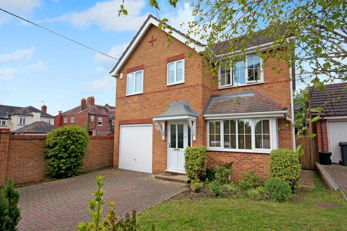 4 Bedroom Detached House To Rent In Princes Close, Whitehill, Bordon, GU35