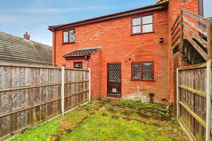 2 Bedroom Terraced House For Sale In The Street, Felthorpe, Norwich, NR10