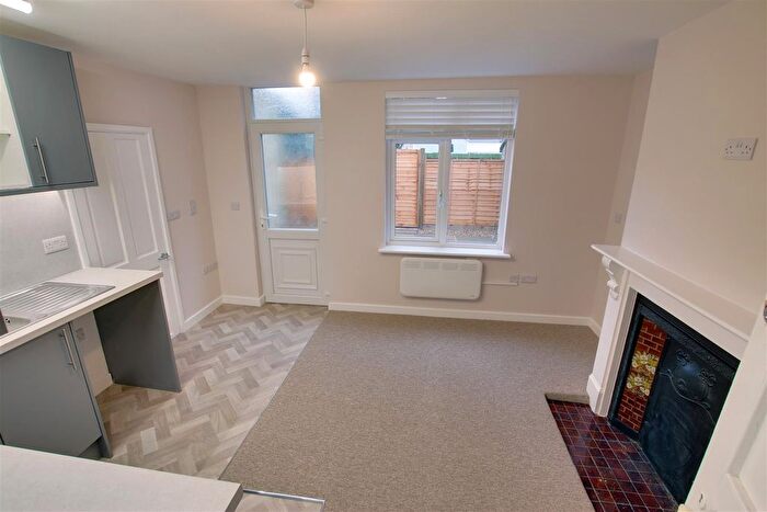 1 Bedroom Flat To Rent In High Street, Fenstanton, Huntingdon, PE28