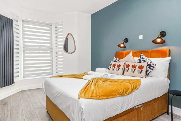 1 Bedroom Serviced Apartments To Rent In Etherley Road, London, N15