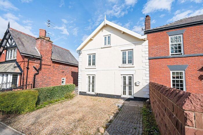 3 Bedroom Semi-detached House For Sale In Mill Lane, Rainhill, L35