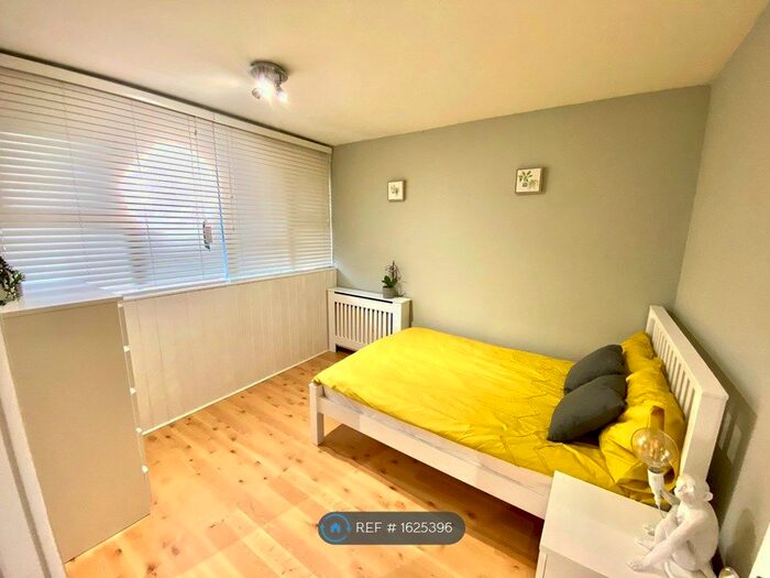 1 Bedroom Flat To Rent In Parade, Leamington Spa, CV32