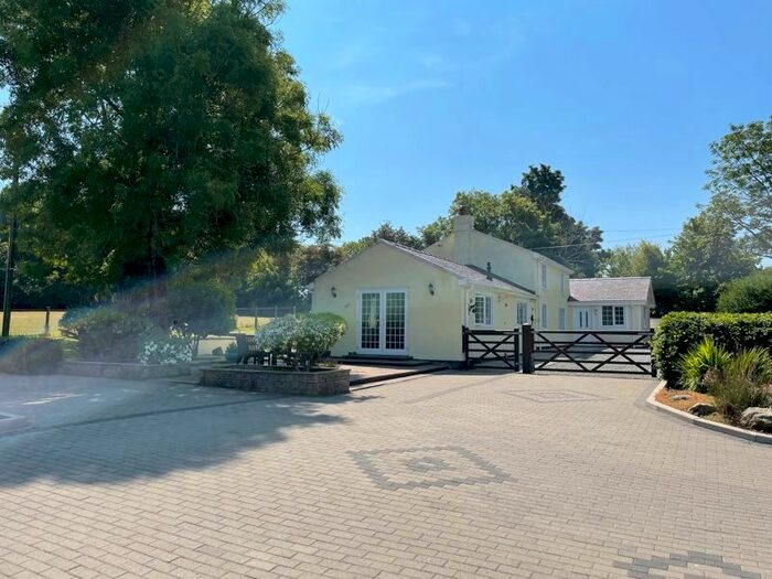 4 Bedroom Detached House For Sale In Llanddaniel, Gaerwen, LL60