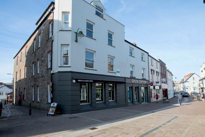 1 Bedroom Flat To Rent In Molesworth Street, Wadebridge, PL27