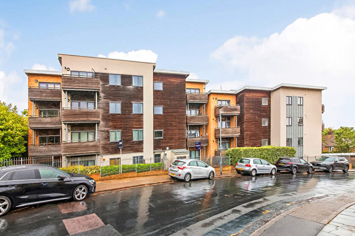 2 Bedroom Flat For Sale In Clan McDonald House, SE7