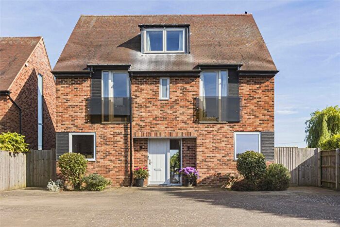 6 Bedroom Detached House For Sale In Main Street, Poundon, Bicester, Buckinghamshire, OX27