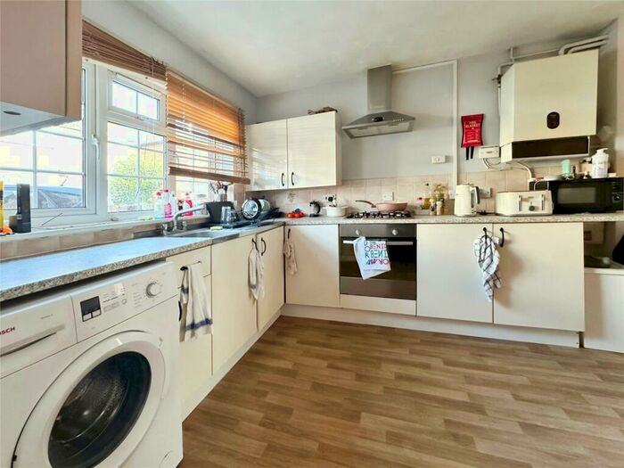 3 Bedroom House To Rent In Cromwell Road, Southampton, Hampshire, SO15