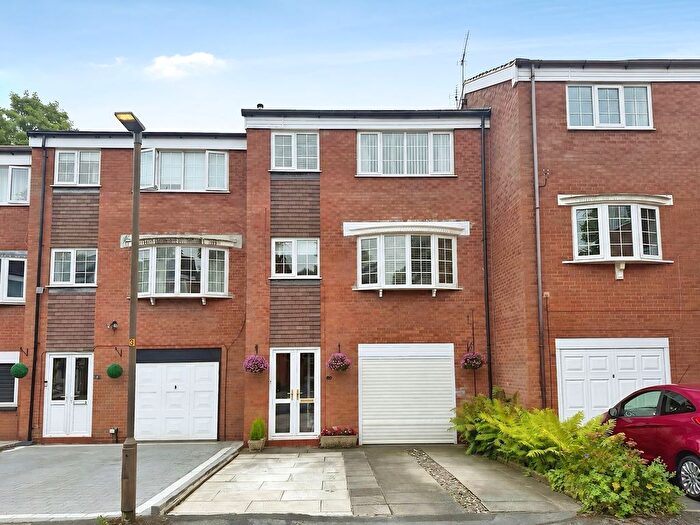 3 Bedroom Terraced House For Sale In Beech Mews, Davenport Park, SK2