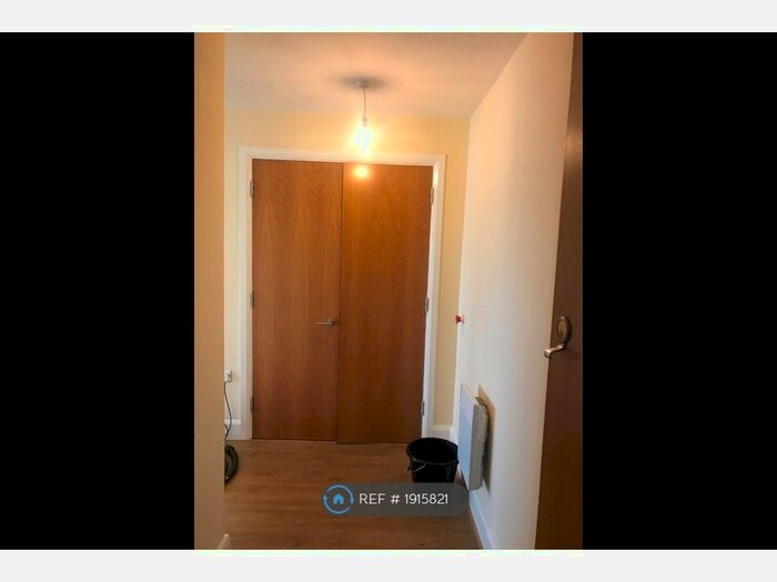 3 Bedroom Flat To Rent In Gilford House, Ilford, IG1