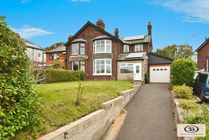 3 Bedroom Semi-Detached House For Sale In Waggs Road, Congleton, CW12