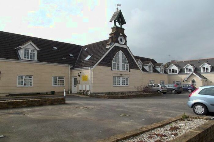 2 Bedroom End Of Terrace House To Rent In London Road, Dover, CT17