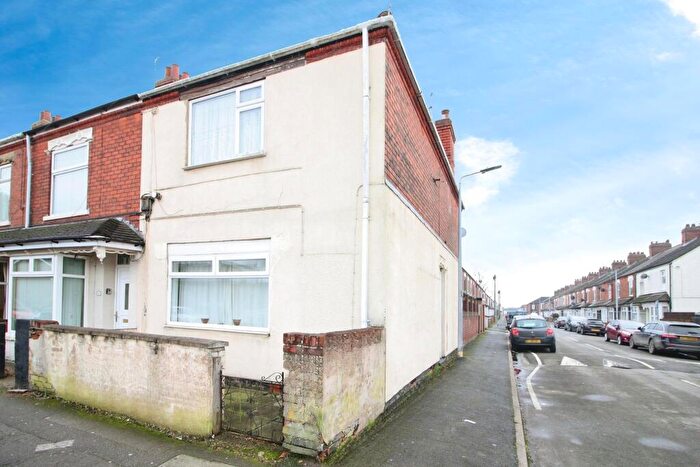 3 Bedroom End Of Terrace House For Sale In Detuyll Street, Scunthorpe, DN15