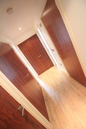1 Bedroom Flat To Rent In College Street, Ipswich, IP4