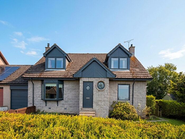 3 Bedroom Detached House For Sale In Hawthorn Gardens, Udny Green, AB41